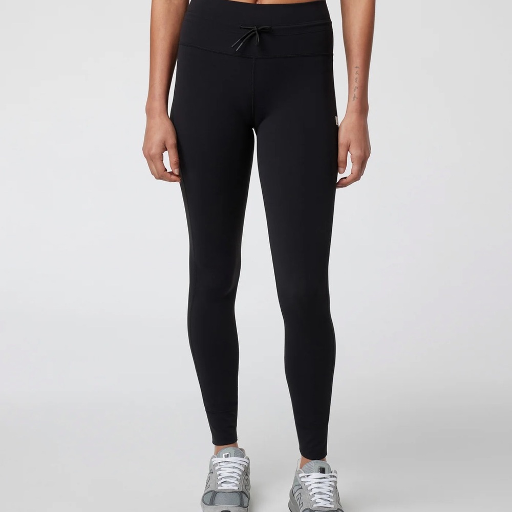 Vuori Daily Black Leggings